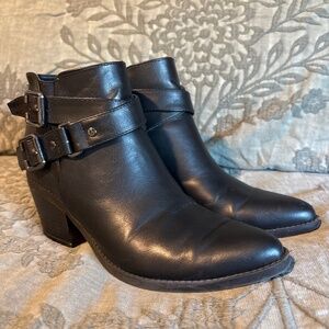G by Guess boots